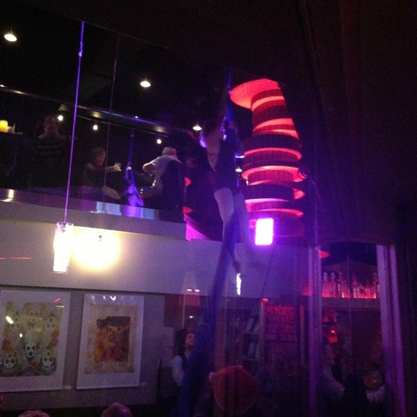 รูปภาพถ่ายที่ Sababa Restaurant and Lounge โดย Chasen L. เมื่อ 12/24/2012