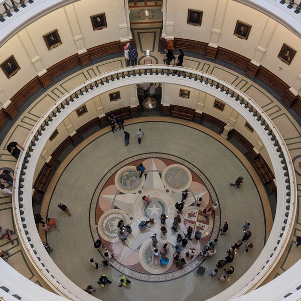 Das Foto wurde bei Texas State Capitol von Toshiya J. am 3/15/2024 aufgenommen