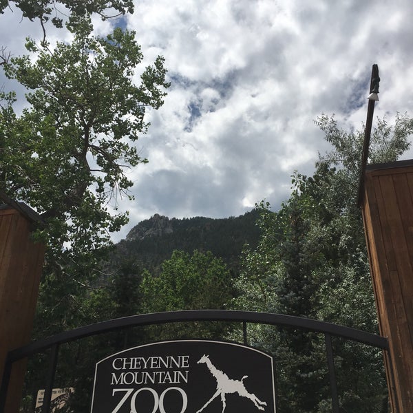 Снимок сделан в Cheyenne Mountain Zoo пользователем Grecia I. 7/17/2019