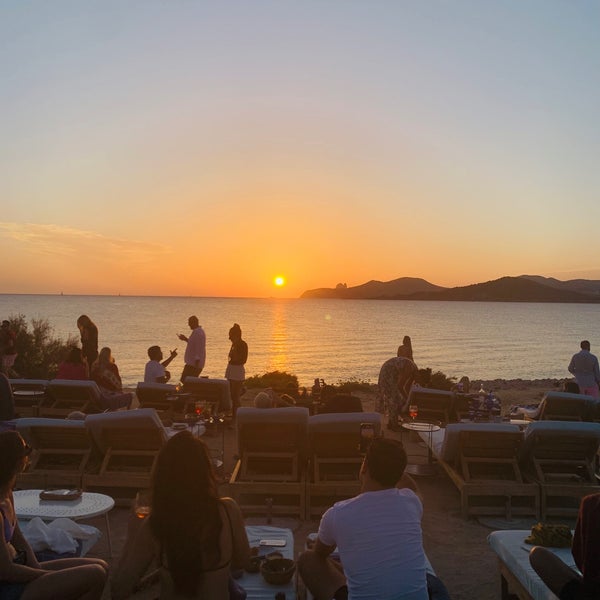 Das Foto wurde bei Experimental Beach Ibiza von Yaser am 9/19/2022 aufgenommen