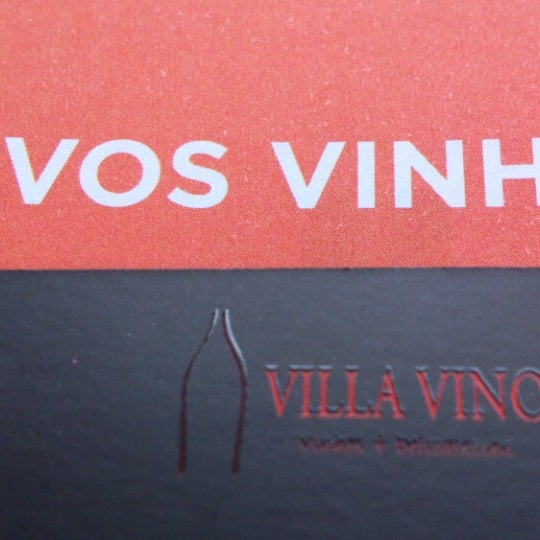 รูปภาพถ่ายที่ Villa Vino โดย Katlen I. เมื่อ 12/7/2013