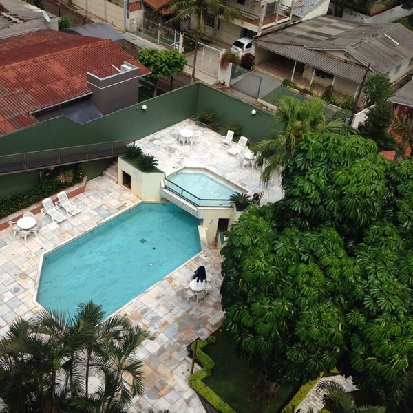 Foto tomada en Turrance Green Hotel  por Isabela S. el 9/24/2014