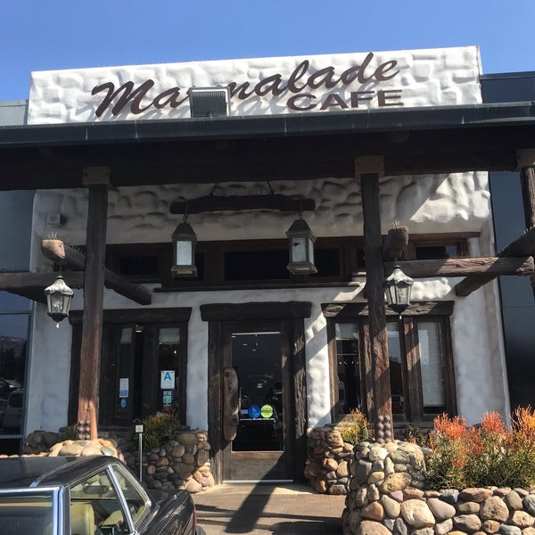 10/30/2018 tarihinde Nicole 🏄🏽‍♀️ ☀.ziyaretçi tarafından Marmalade Cafe Malibu'de çekilen fotoğraf
