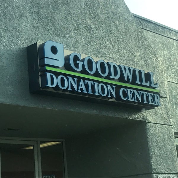 Goodwill Donation Center Santa Monica, CA