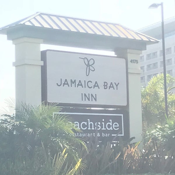 Photo taken at Jamaica Bay Inn by Nicole 🏄🏽‍♀️ ☀. on 9/13/2018