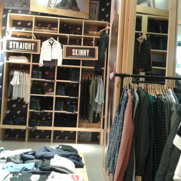 Levi's Store - 5 conseils de 91 visiteurs
