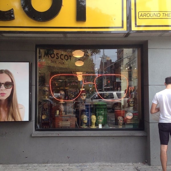 Photo taken at Moscot by Katsuji N. on 8/16/2014