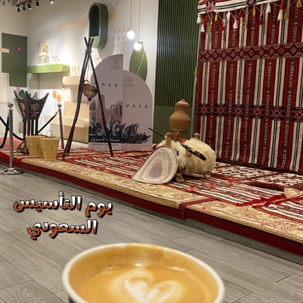2/22/2024 tarihinde Faisal ..ziyaretçi tarafından Vase Coffee'de çekilen fotoğraf