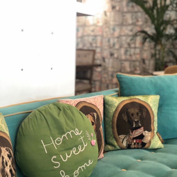 รูปภาพถ่ายที่ Home Sweet Home Café And Store โดย Samah ♒️ เมื่อ 6/20/2019