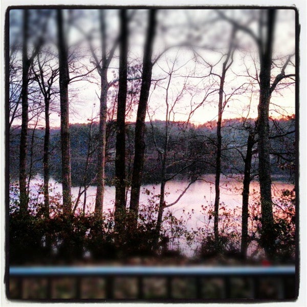 Снимок сделан в Atlanta Evergreen Lakeside Resort пользователем Stacy F. 12/28/2012
