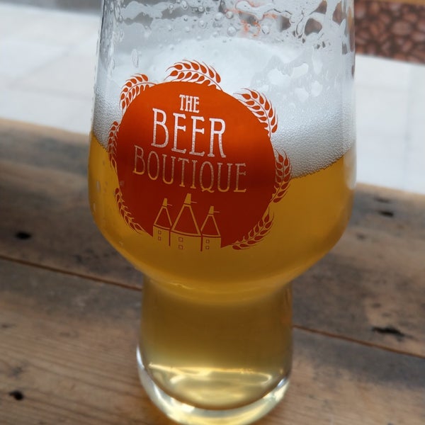 Photo taken at The Beer Boutique by Espen E. on 3/16/2019