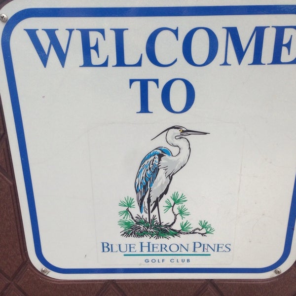 6/8/2013にAnthony M.がBlue Heron Pines Golf Clubで撮った写真