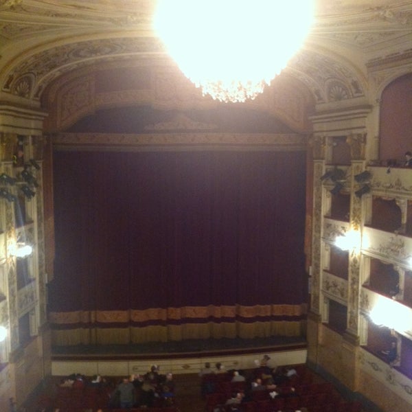 2/8/2014 tarihinde Giacomo C.ziyaretçi tarafından Teatro della Pergola'de çekilen fotoğraf