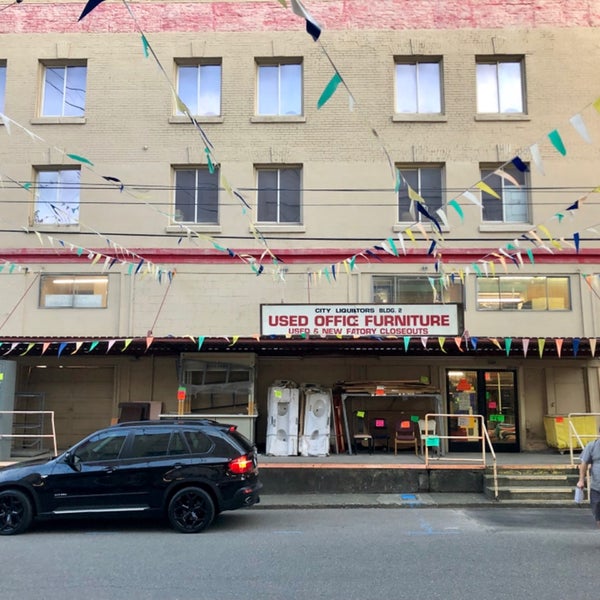 City liquidators furniture deals