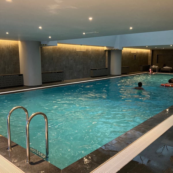 Swimming Pool Sheraton Zagreb Hotel Pool in Zagreb Centar
