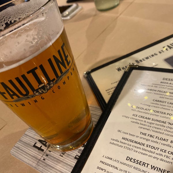 Photo taken at Faultline Brewing Company by ひめちゃん on 11/21/2019