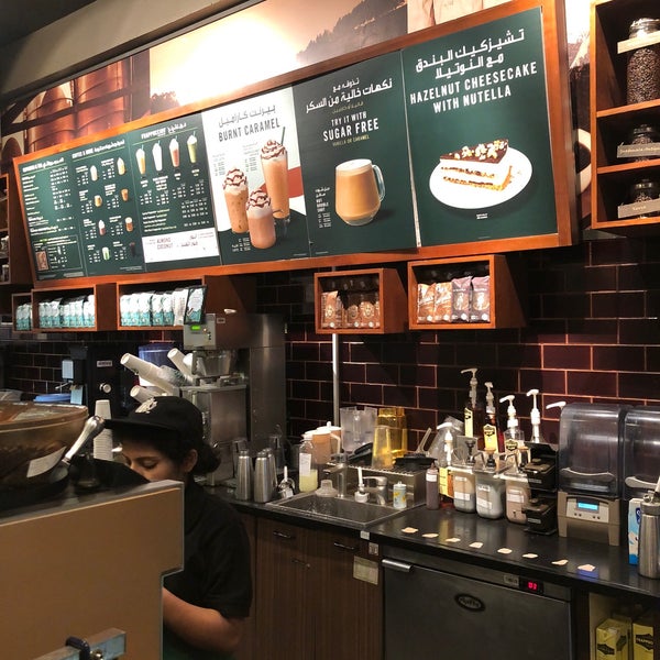 Foto scattata a Starbucks da محذوف il 1/16/2020