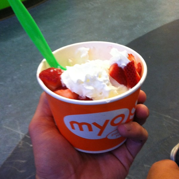 Myo Pure Frozen Yogurt (Now Closed) Cannery Row Monterey, CA