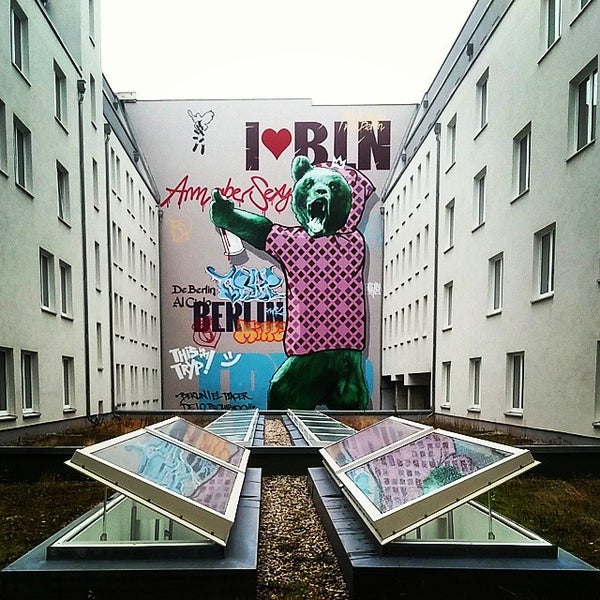 Foto tirada no(a) INNSiDE Berlin Mitte por Kahe M. em 12/23/2014