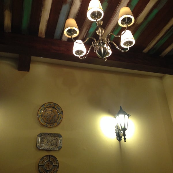 Foto diambil di Alfaia Restaurante oleh Erica C. pada 3/2/2015