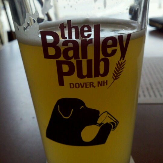 Foto tirada no(a) Barley Pub por Brett C. em 4/7/2013