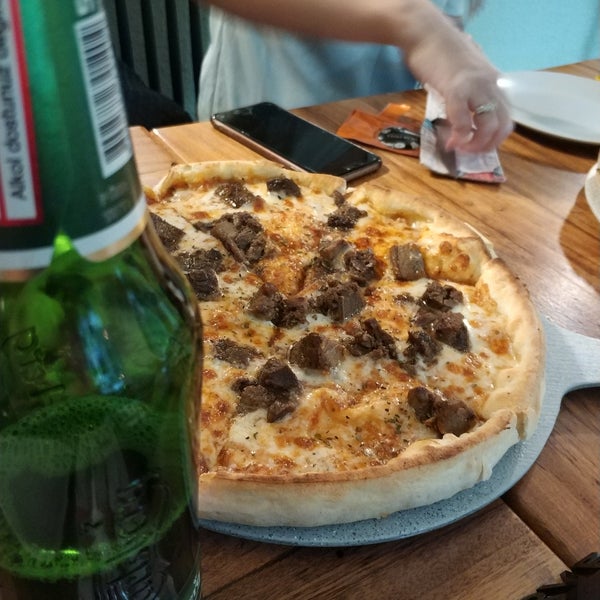 Photo taken at Dear Pizza Homemade by etçi on 6/8/2019
