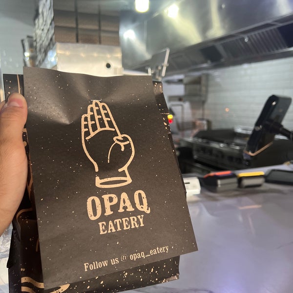 8/20/2022 tarihinde HEM 97ziyaretçi tarafından OPAQ Eatery'de çekilen fotoğraf