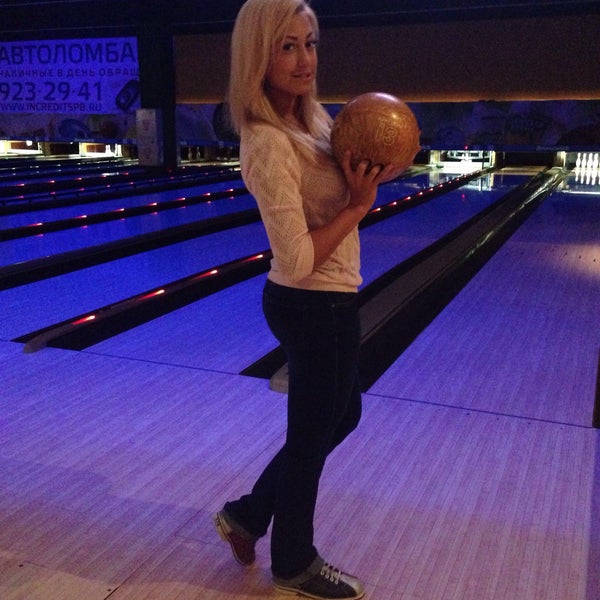 Photo taken at Bowling Show by Диана Ф. on 8/17/2015