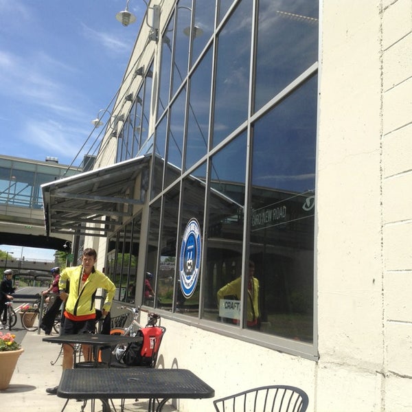 Freewheel Bike Shop Midtown Bike Center Phillips 18 tips from 704