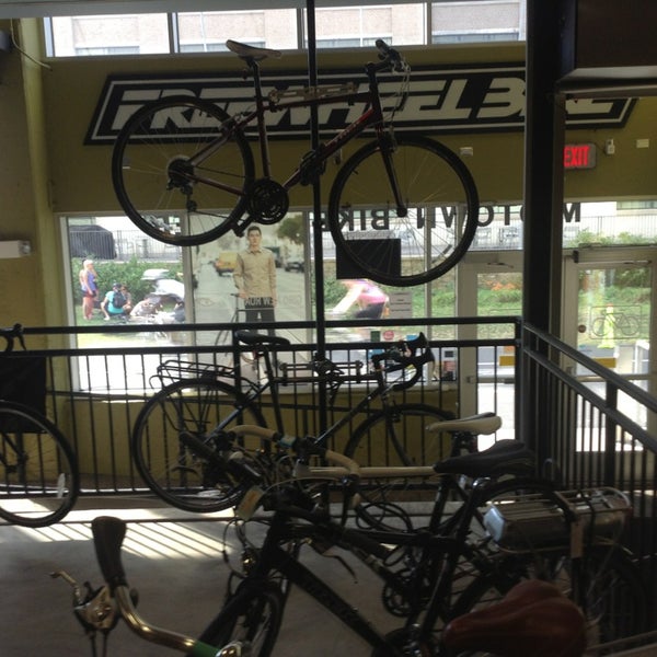 Freewheel midtown bike center Clearance