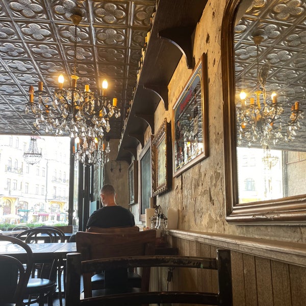 8/23/2021 tarihinde Olexiy T.ziyaretçi tarafından Mimosa Brooklyn Pizza'de çekilen fotoğraf