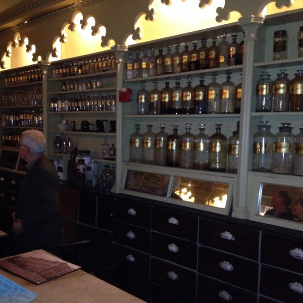 Photo taken at Stabler-Leadbeater Apothecary Museum by Michael F. on 3/17/2014