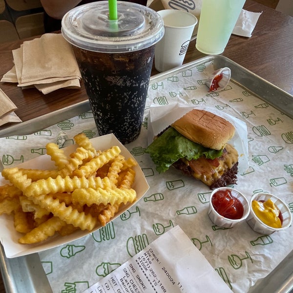 Shake Shack 1 tip from 32 visitors