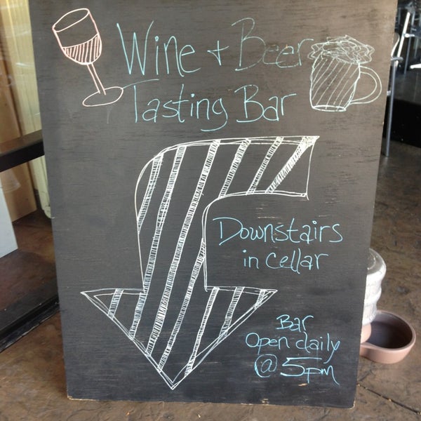 2/22/2013에 Kirk Y.님이 55° Wine Bar에서 찍은 사진