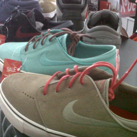 cheap nike warehouse