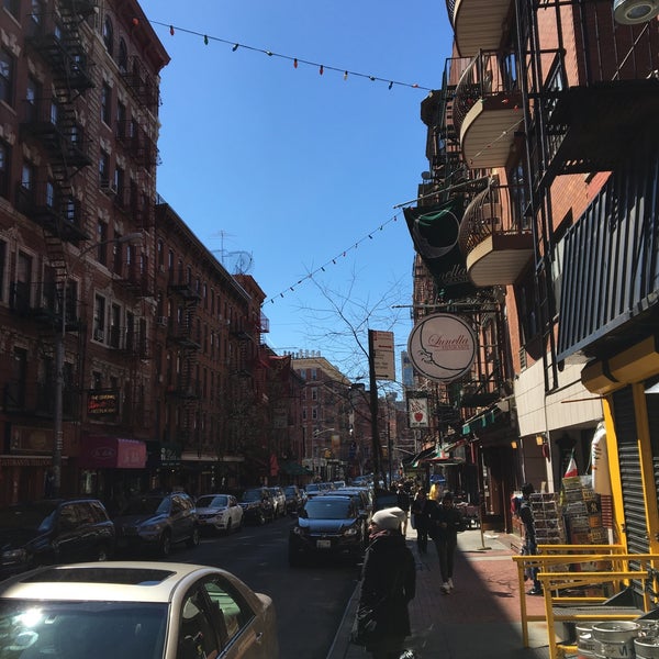Photo taken at Mulberry Street Bar by S F. on 4/10/2016