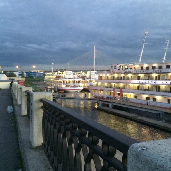 Пристань в питере. Арсенальная набережная причал. Английская набережная 28 санкт-петербург причал. Английская набережная спб причал. Причал «адмиралтейская наб.