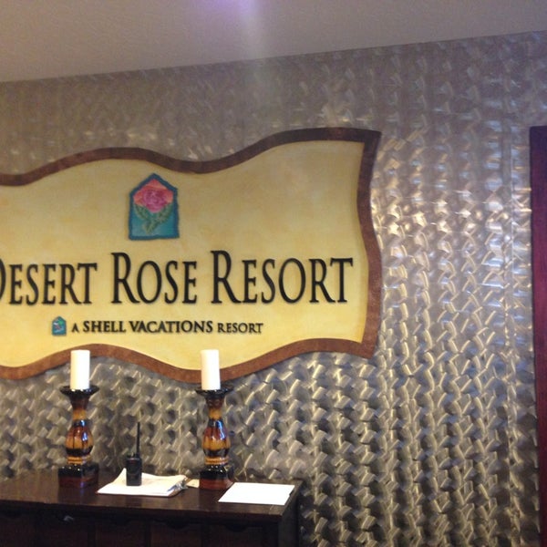 Снимок сделан в Desert Rose Resort пользователем Aleksei Z. 4/8/2014