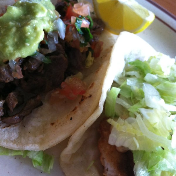 รูปภาพถ่ายที่ El Mexicali Cafe โดย Wendy B. เมื่อ 7/2/2013