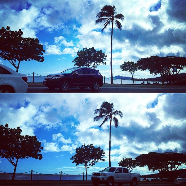 Foto tomada en The Shack - Hawaii Kai  por Wendie B. el 6/23/2015