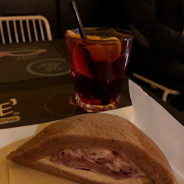 รูปภาพถ่ายที่ Tramé - Original Venetian Sandwiches โดย Fabio C. เมื่อ 2/1/2018