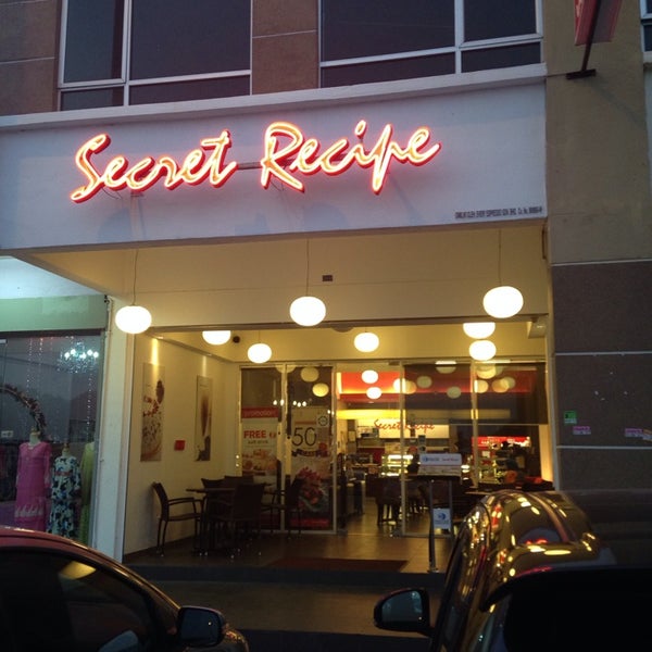 Secret Recipe Pelangi Semenyih Cafe In Semenyih