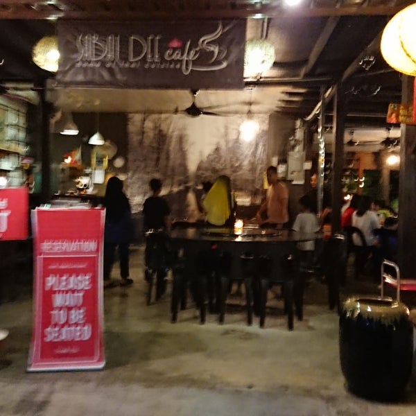 Dee cafe sabai Authentic Thai
