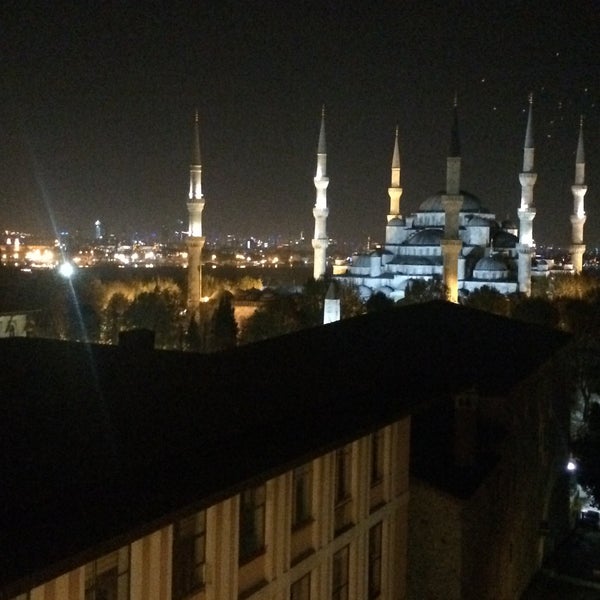 Das Foto wurde bei Lady Diana Hotel Istanbul von Canan E. am 11/7/2016 aufgenommen