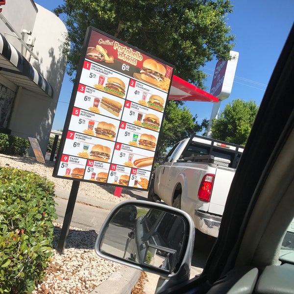 Steak 'n Shake American Restaurant in Vero Beach