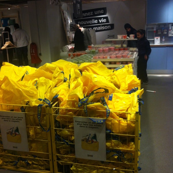 5/4/2013 tarihinde Anita P.ziyaretçi tarafından IKEA'de çekilen fotoğraf
