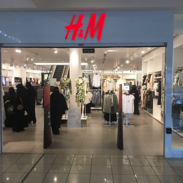 h and m fairview