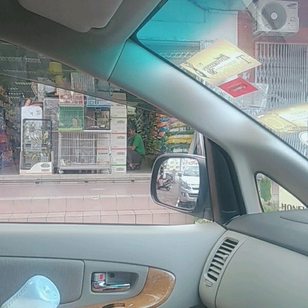 Honeyland Pets And Aquarium Pet Store