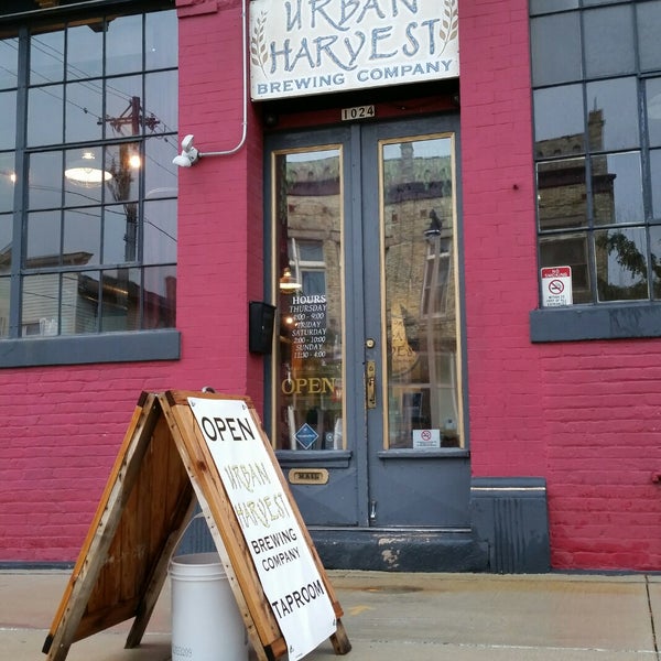 รูปภาพถ่ายที่ Urban Harvest Brewing Company โดย Keith K. เมื่อ 7/20/2019