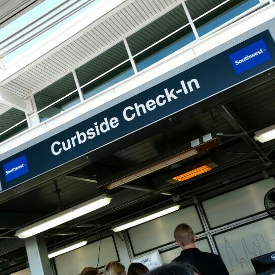 Southwest Airlines Curbside Check In Midway Airport Chicago, IL